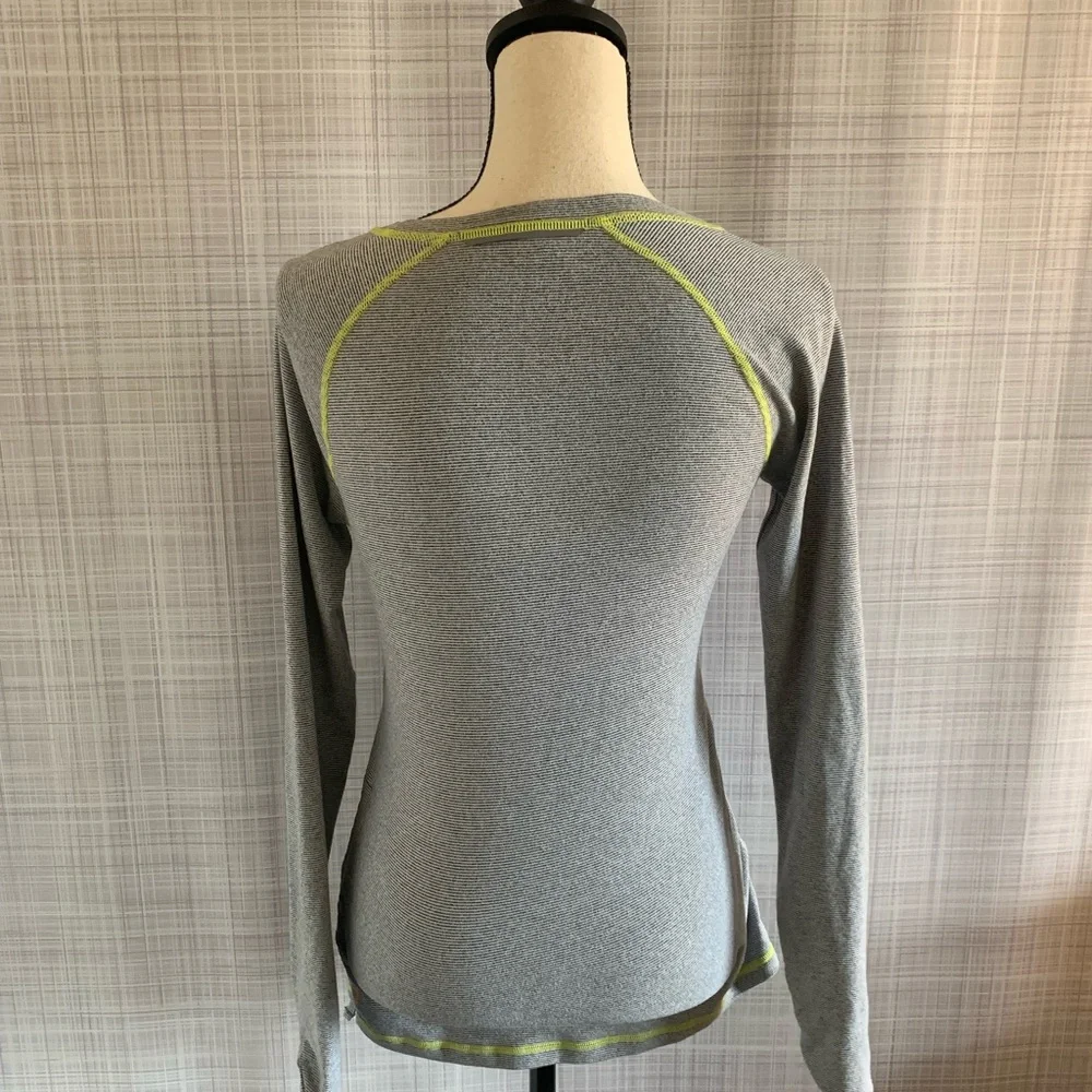 Lucy Striped Running Top with Thumb Holes